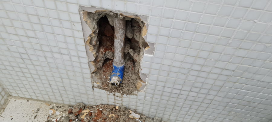 Caça Vazamento em Caixa Acoplada Acqualy Soluções